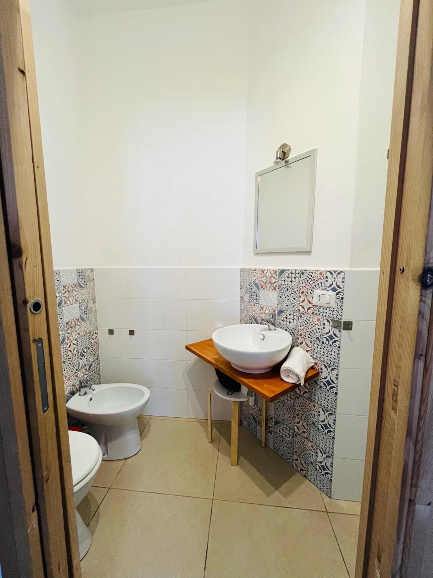 Les Chambres De Francoise Guest House أولبيا المظهر الخارجي الصورة