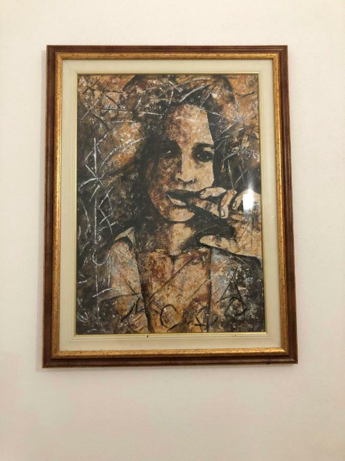 Les Chambres De Francoise Guest House أولبيا المظهر الخارجي الصورة